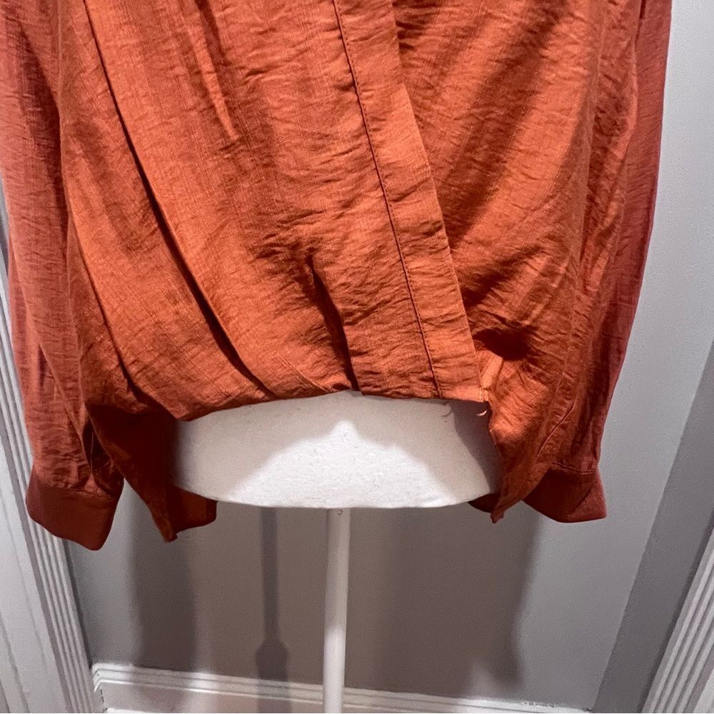 NWT Rachel Roy Women's Solid Long Sleeve Wrap Front Top oversized size medium - Picture 6 of 8